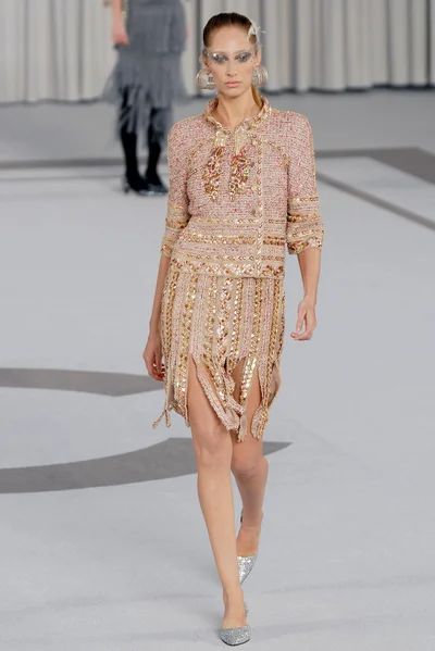 Look 32